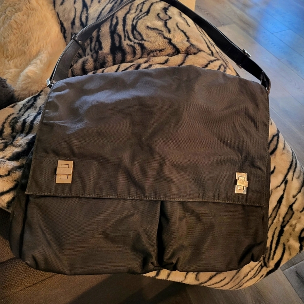 Gucci computer crossbody bag, black.  100% Authentic.